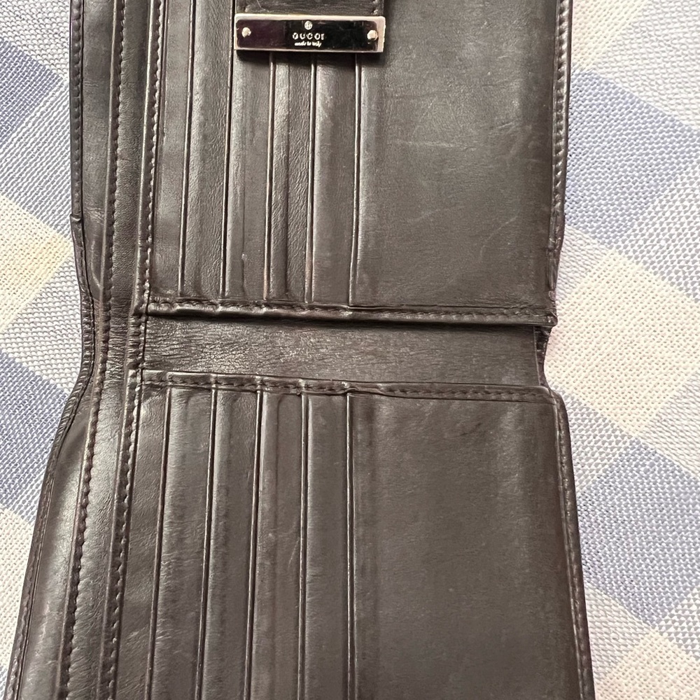 Vintage Gucci Brown Monogram Wallet - Picture 6 of 9